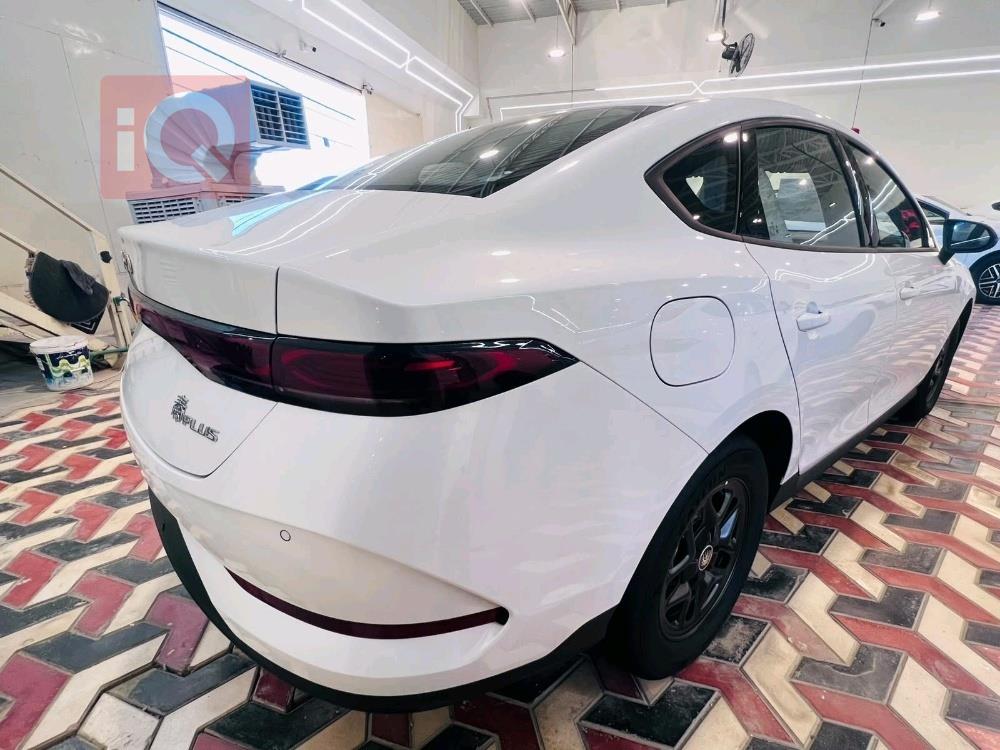 بي واي دي Qin Plus